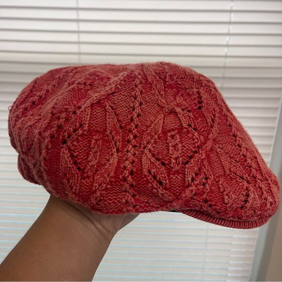 Vintage Adorable Women’s Knit Hat one size - Picture 1 of 9